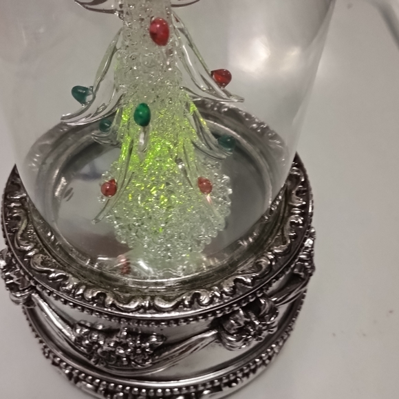 International Silver Co Silver Plated Illuminated Christmas Tree Musical Globe - Picture 2 of 8